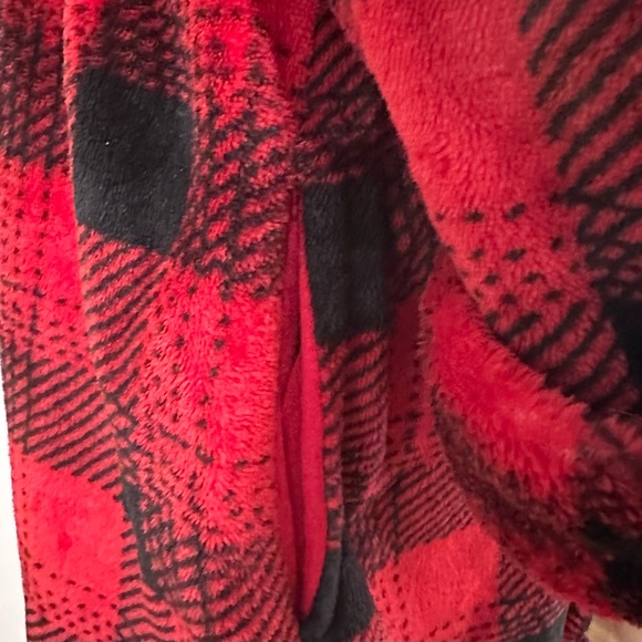 La Senza Buffalo Plaid Red And Black Plush Robe Size L/XL - Picture 4 of 10
